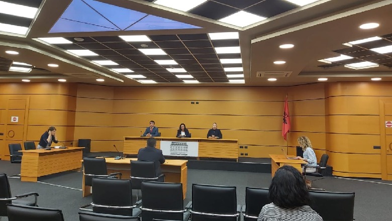 Probleme në 3 kriteret, vettingu shkarkon drejtuesin e prokurorisë Hysni Vata