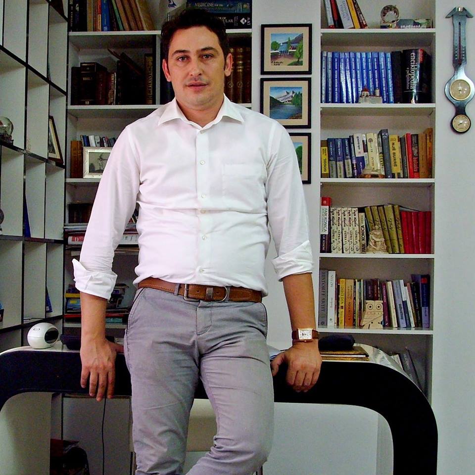 Vokopola: Jo më show fotografik me pastrimin e Durrësit, por strategji për ta bërë qytetin të jetueshëm