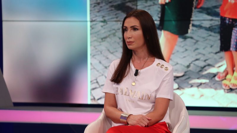 Fjodora Fjora mes lotësh flet për djalin: Është një luftë e madhe rritja vetëm!