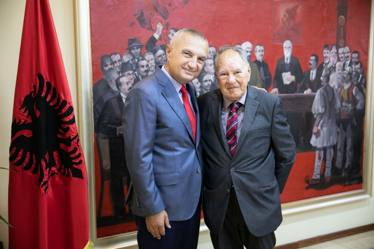 Presidenti Meta takon arbëreshin e vjetër, Mario Brunetti