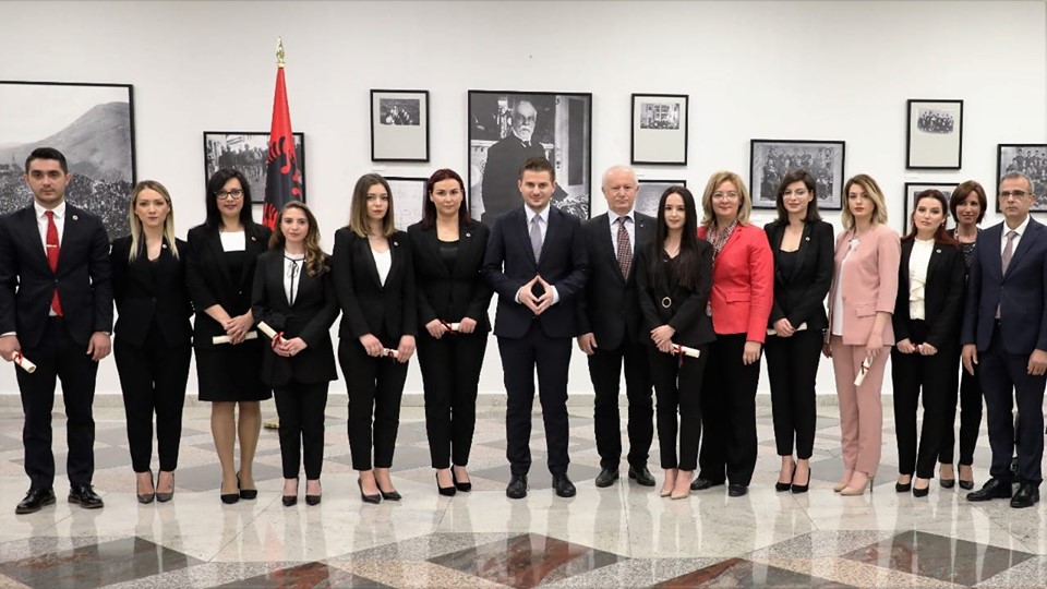 Shërbimi Diplomatik, Cakaj: Kemi 12 pozicione të lira, ja kriteret dhe vendet