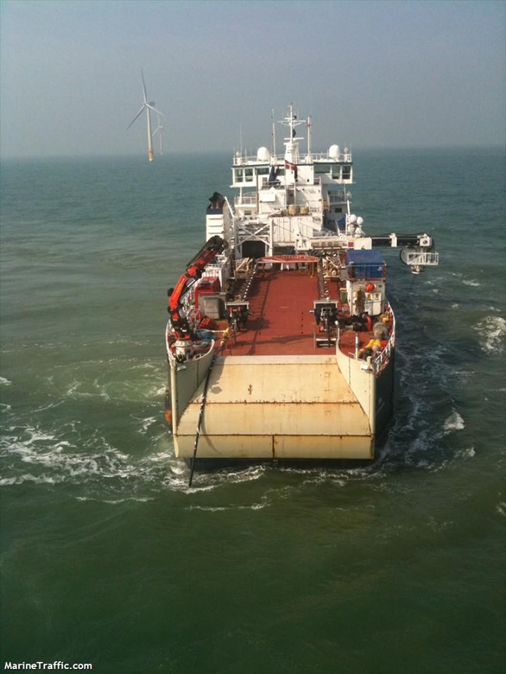 Durrës, mbërrin anija për shtrimin në det të kabllos me fibra optike të gazsjellësit TAP