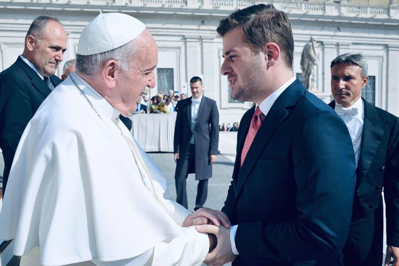 Ministri Cakaj në Selinë e Shenjtë, takim me Papa Françeskun
