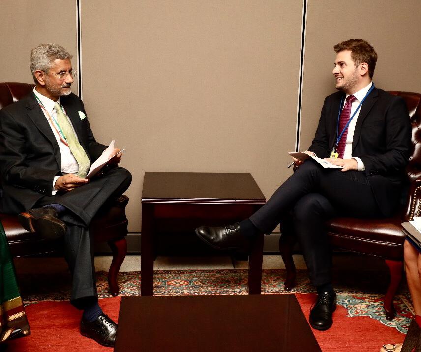 Gent Cakaj takon ministrin e Jashtëm indian, i kërkon njohjen e Kosovës