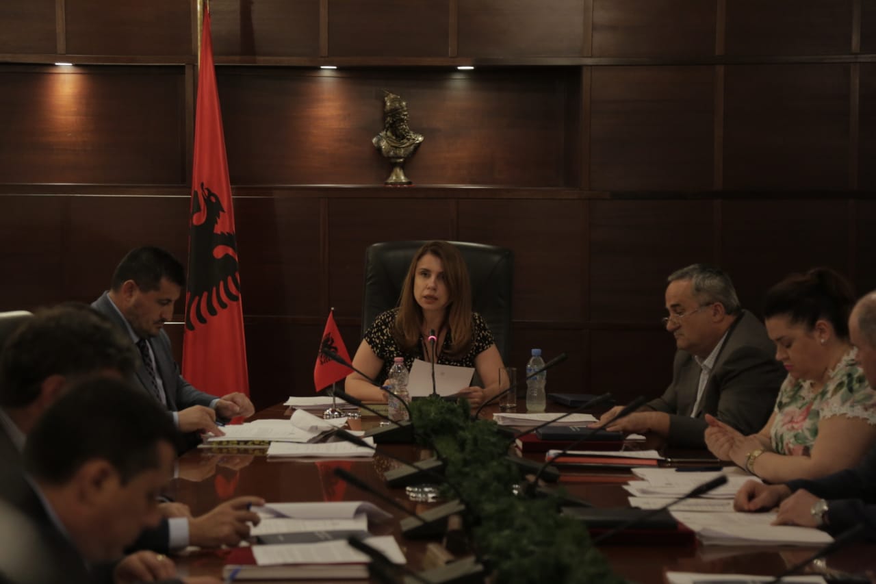 EMRAT/ Kush janë kandidatët që vijojnë garën për në Gjykatën e Lartë