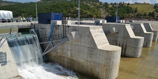 Identifikohet trupi i pajetë i gjetur në digën e lumit, viktima një 27-vjeçar