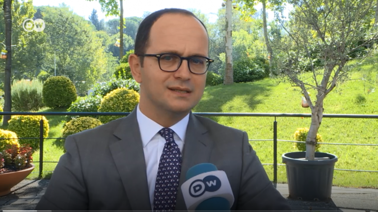 Bushati flet për pakt kombëtar: Të dalim nga labirinti i vetëmashtrimit