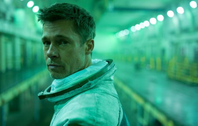 Brad Pitt vjen në rolin e astronautit, del në kinema “Ad astra”