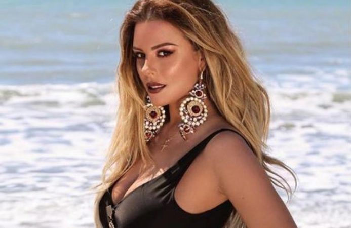 Anxhela Peristeri flet për unazën ‘e mistershme’ dhe për propozimin