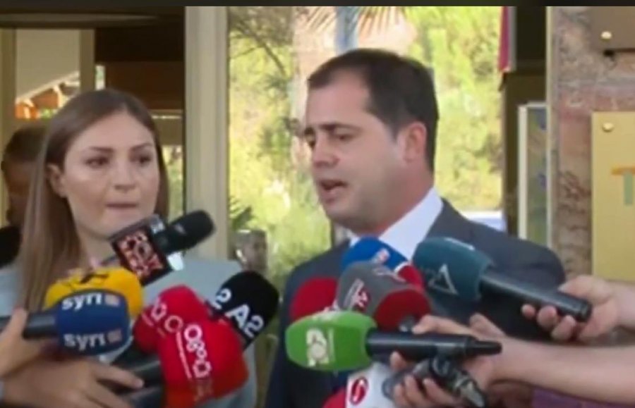 Bylykbashi, ‘Venecias’: Parlamenti kërkon të tërheqë ndërkombëtarët në lojën e turpshme