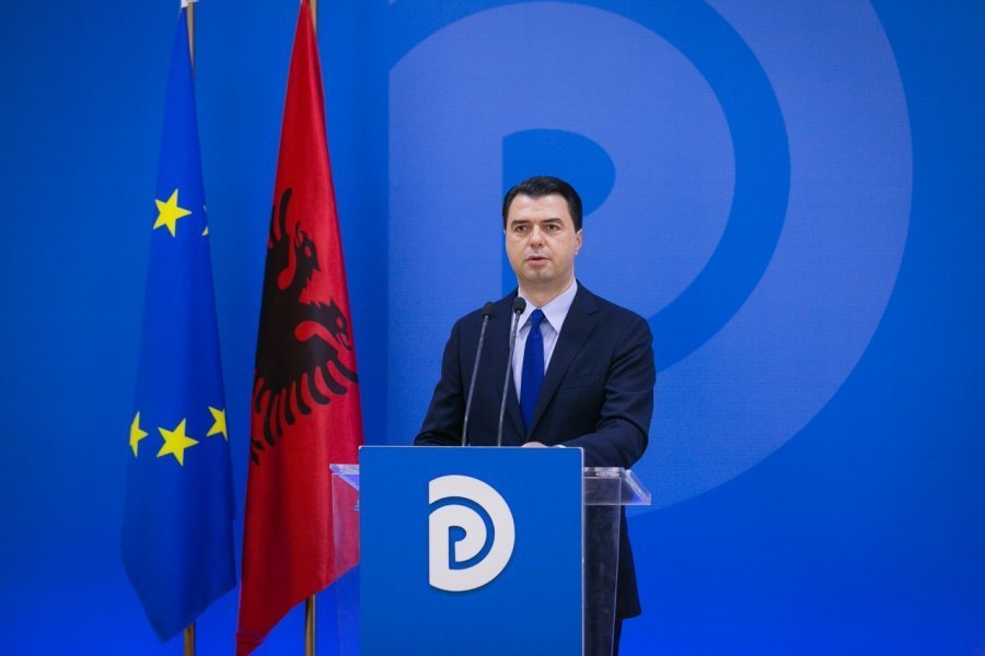 Basha: Rama premtoi shëndetësi falas, por me oligarkët vodhi 385 mln euro