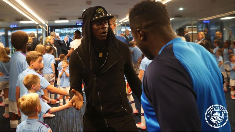 Baloteli udhëton drejt Anglisë pa lejen e klubit për të ndjekur ndeshjen e….