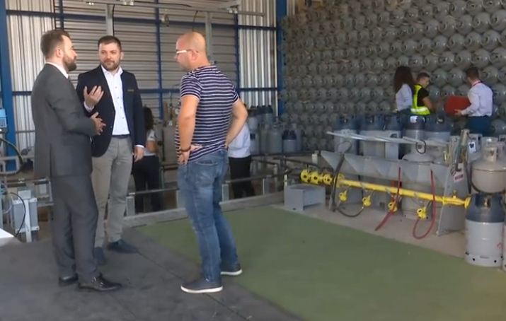 Bllokohen 1.6 milionë litra gaz, subjekti gjobitet me 350 mijë euro