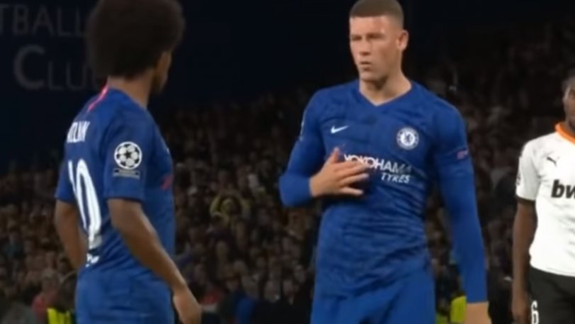 Debat për penalltinë e humbur te Çelsi, ja biseda mes Uillian dhe Barklejt