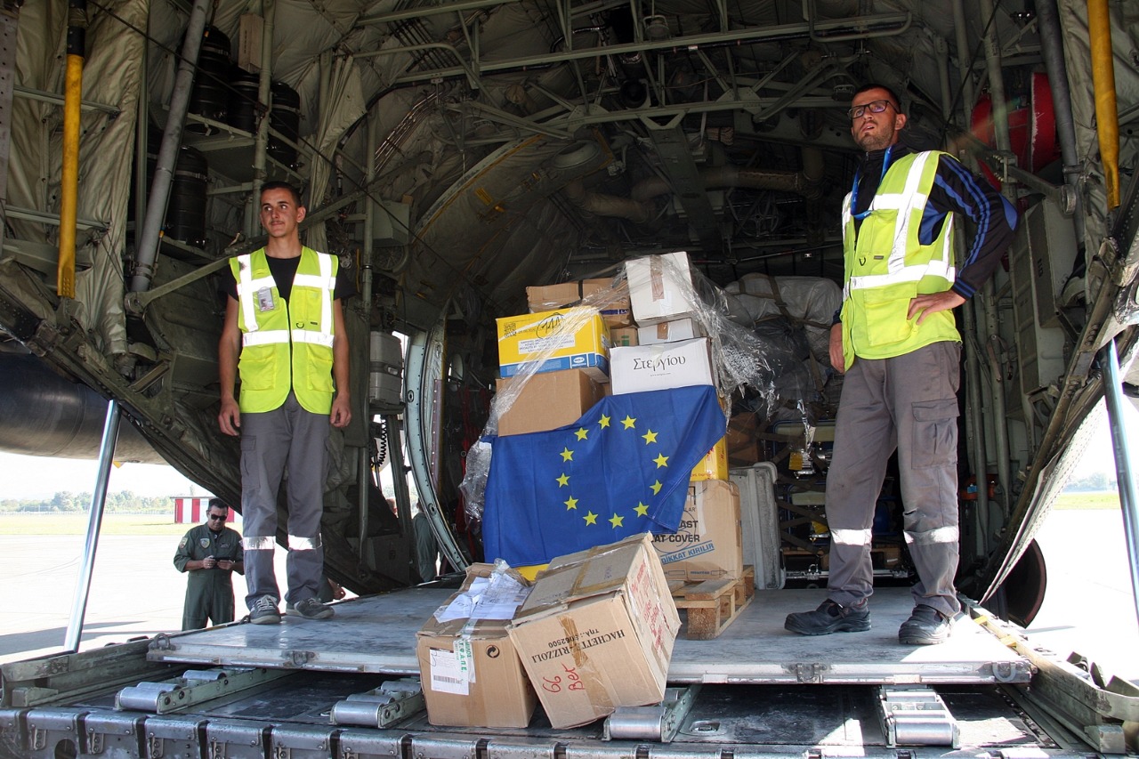 Tërmeti i 21 shtatorit, mbërrijnë në Shqipëri ndihmat e para nga Bashkimi Europian