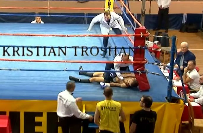 E rëndë, vdes boksieri bullgar gjatë ndeshjes në Shkodër