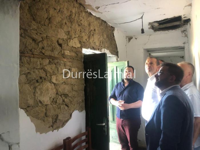 4 grupe vlerësimi dëmesh në Shijak, mund të rritet nr. i banesave të prekura nga tërmeti