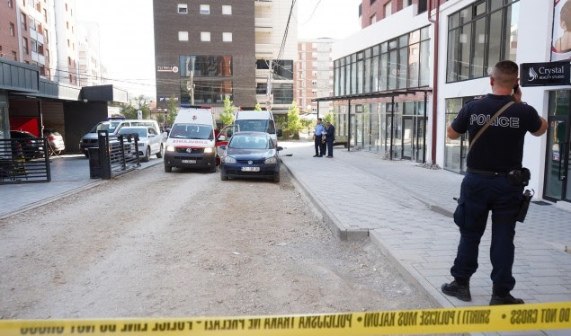 Një i vdekur dhe tre të plagosur me armë zjarri