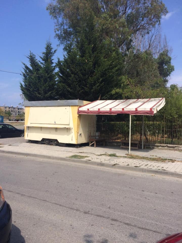 Nis në Durrës largimi i të gjitha kioskave pranë shkollave (FOTO)
