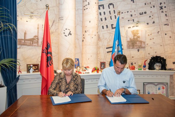 Karta e studentit, tarifa deri në zero lekë për shërbimet bankare