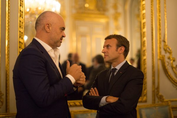 Macron i kërkon ndjesë për himnin, Rama: Shqipëri-Francë në Arena Kombëtare…