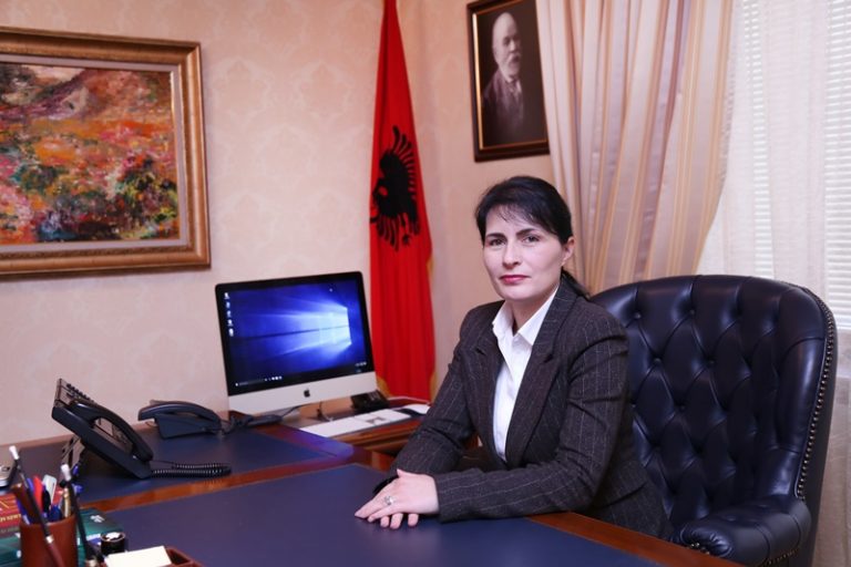 Shkelja flagrante e kryeprokurores/ Emëron burrin oficer të Policisë Gjyqësore në Prokurorinë Durrës