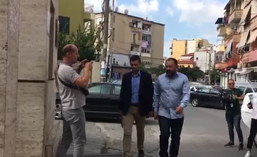 Pagesat për hotelet, Mazniku: Në prokurori për të treguar të vërtetën