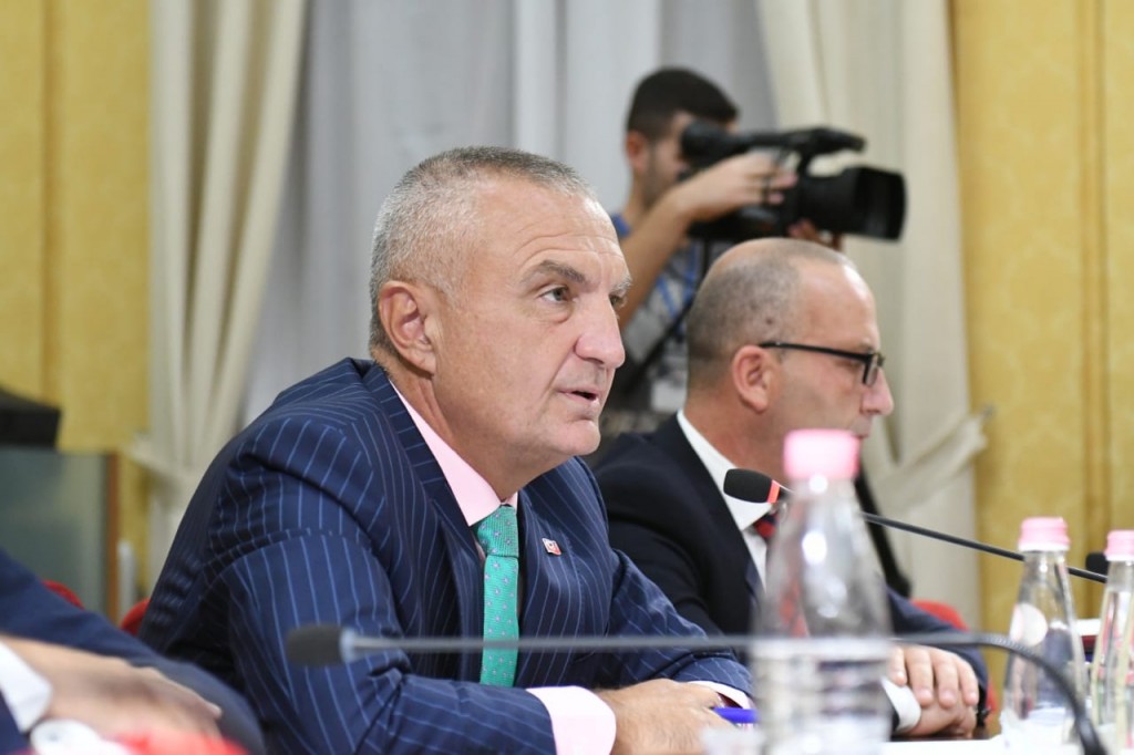 Meta: Më 8 qershor do digjej Kuvendi