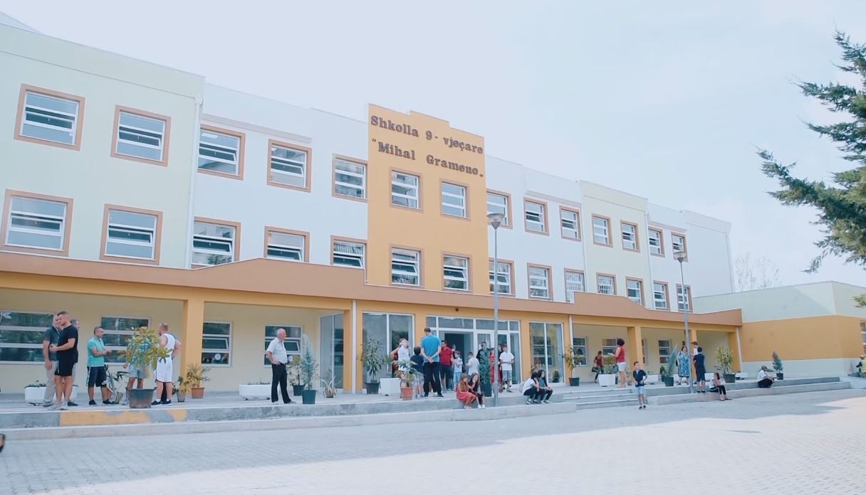 Rama te “Mihal Grameno”: Deri më 2021 të gjithë librat falas