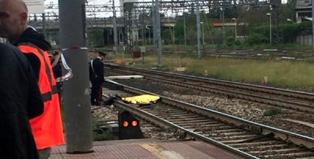 EMRI/ 20-vjeçari shqiptar përplaset për vdekje nga treni në Itali