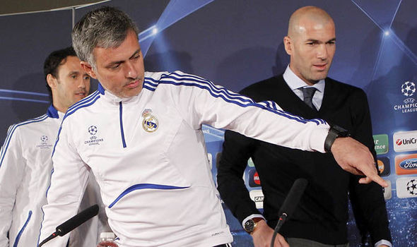 Mourinho pret shkarkimin e Zidane, ka refuzuar shumë oferta