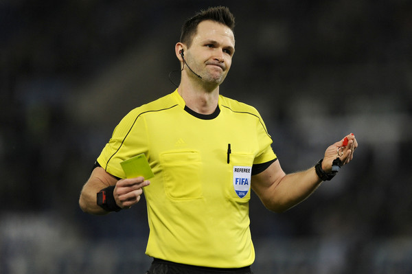 Një sllovak vendos drejtësi në Shqipëri-Islandë, ka “fiksim” kartonin e kuq për shqiptarët