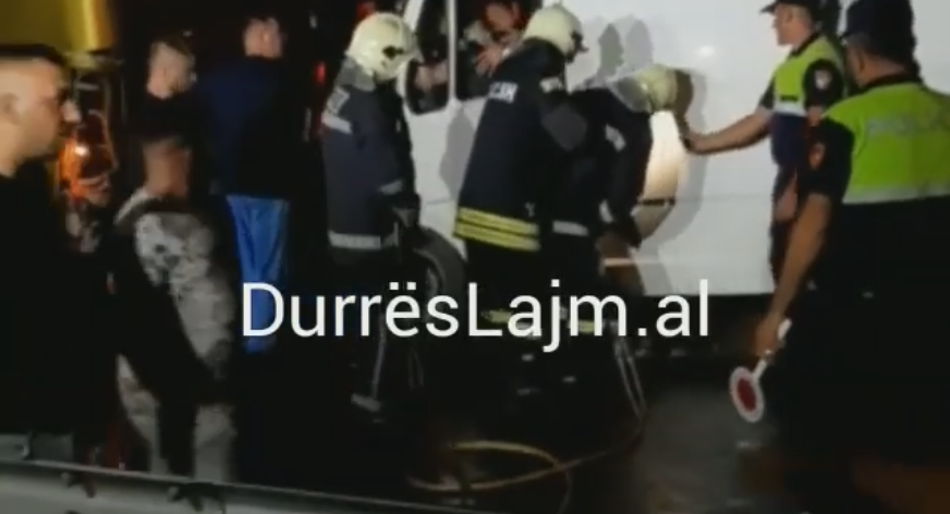 Durrës, aksident me dy të plagosur (FOTO & VIDEO)
