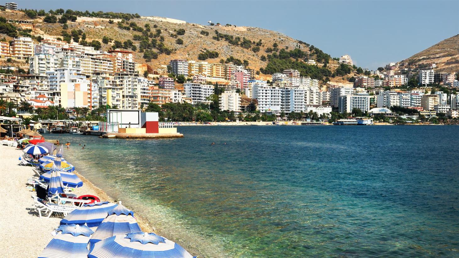 Pjesëtari i Maratonës Kombëtare të notit ndërron jetë sapo mbaron garën