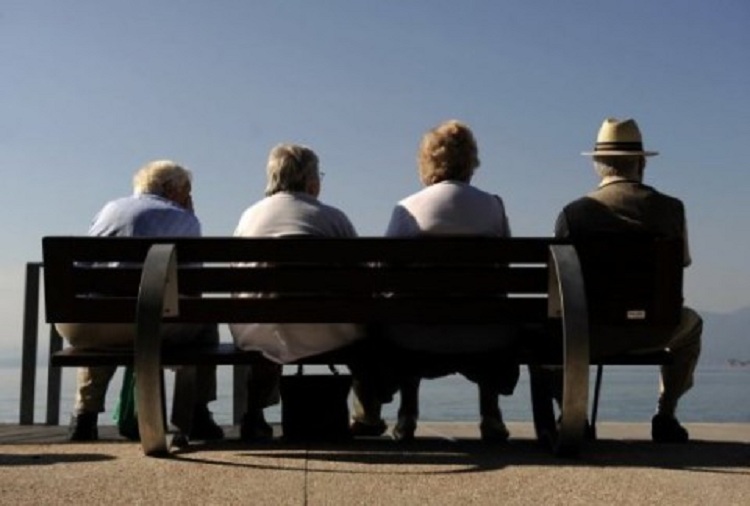 Shqipëria po plaket më shpejt, në 2100-n do të jemi “pleqtë” e Ballkanit