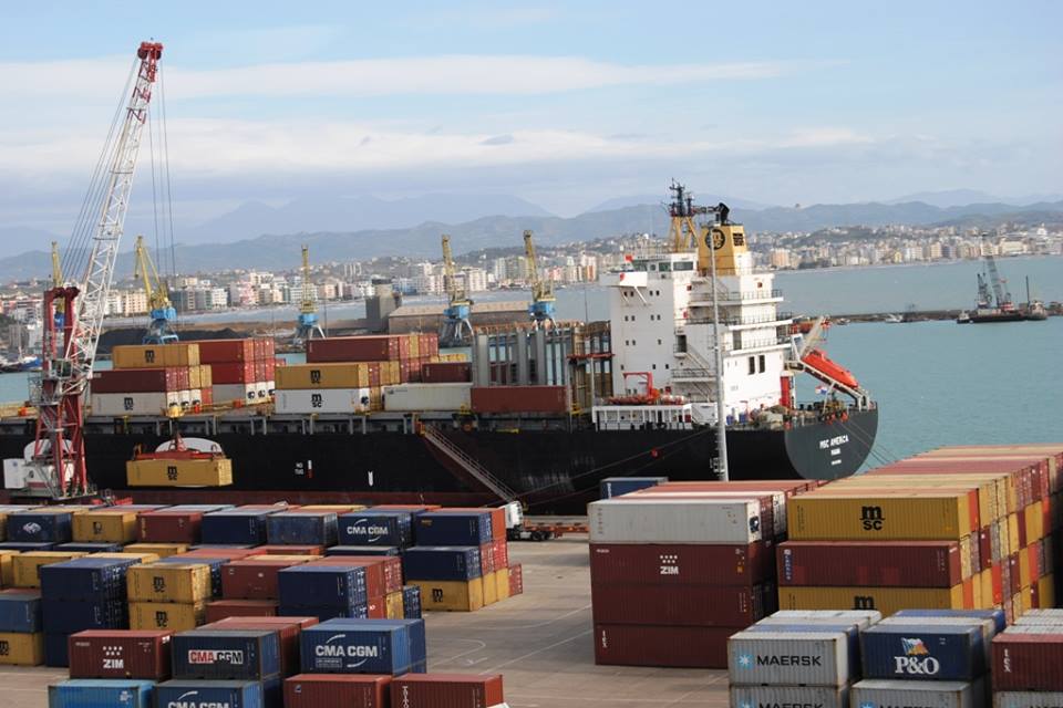 Oriz në vend të kokainës nga Pireu në Durrës, kush është oficeri i arrestuar