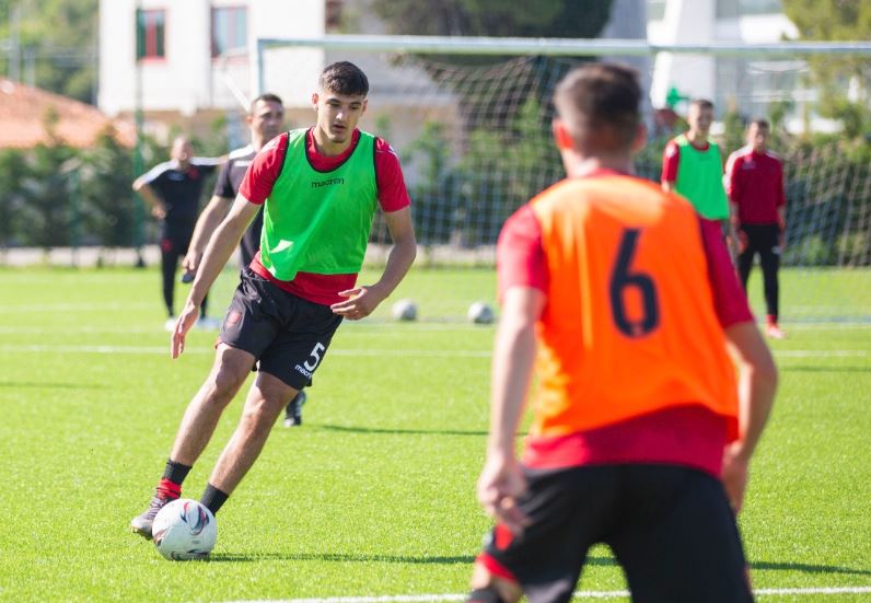 Publikohet lista e Shqipërisë U19, talente nga Bajerni te klubet e Serisë A dhe angleze