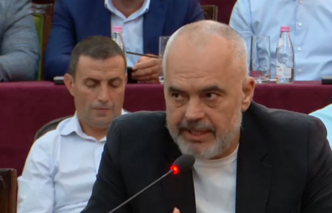 Rama urdhër ministrave dhe deputetëve: Të gjithë në Durrës!