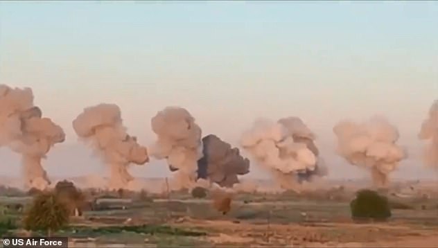 SHBA lëshon 40 tonë bomba mbi vendstrehimet e ISIS (VIDEO)