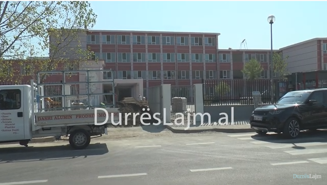 Pas rikonstruksionit, shkolla e mesme në Durrës gati për vitin e ri shkollor (VIDEO)