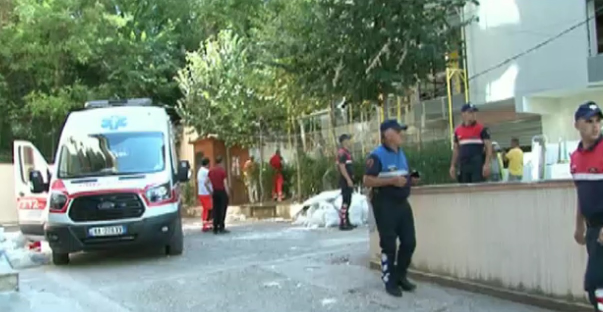 Vdekja e 2 punëtorëve, ndalohet administratori i “Skela Syla”