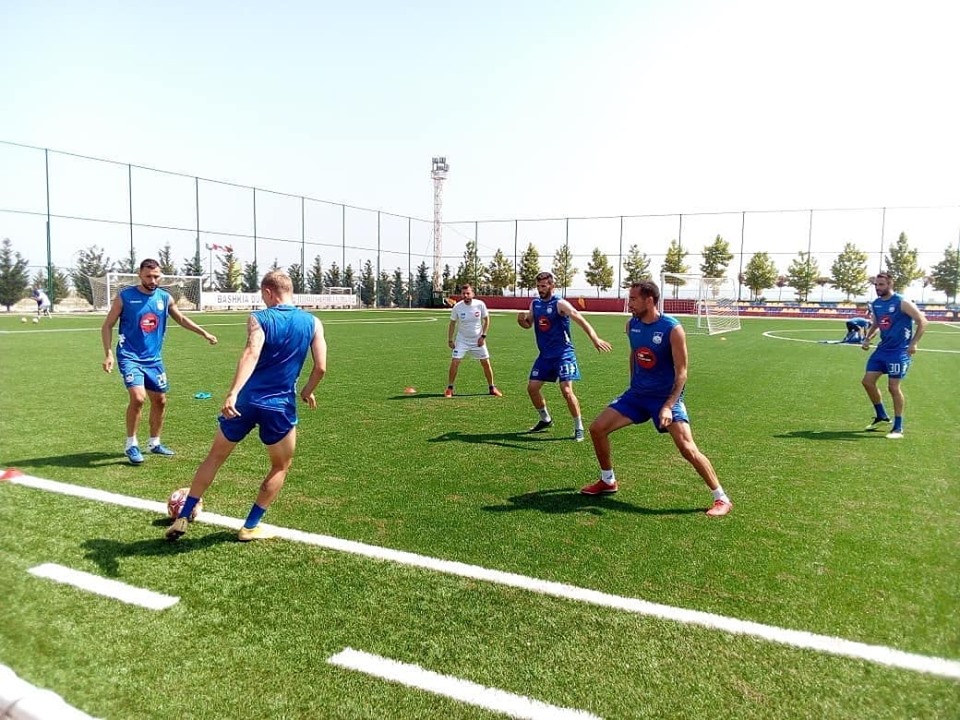 Teuta me mendjen te Vllaznia, dy titullarë nuk janë gati për Shkëmbin