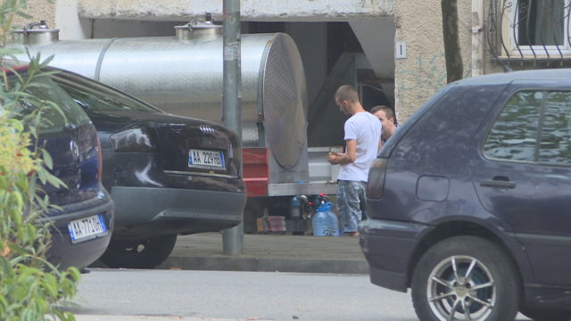 Zgjidhet problemi për furnizimin me ujë për Astirin, Veliaj: Mos e blini ujin e boteve