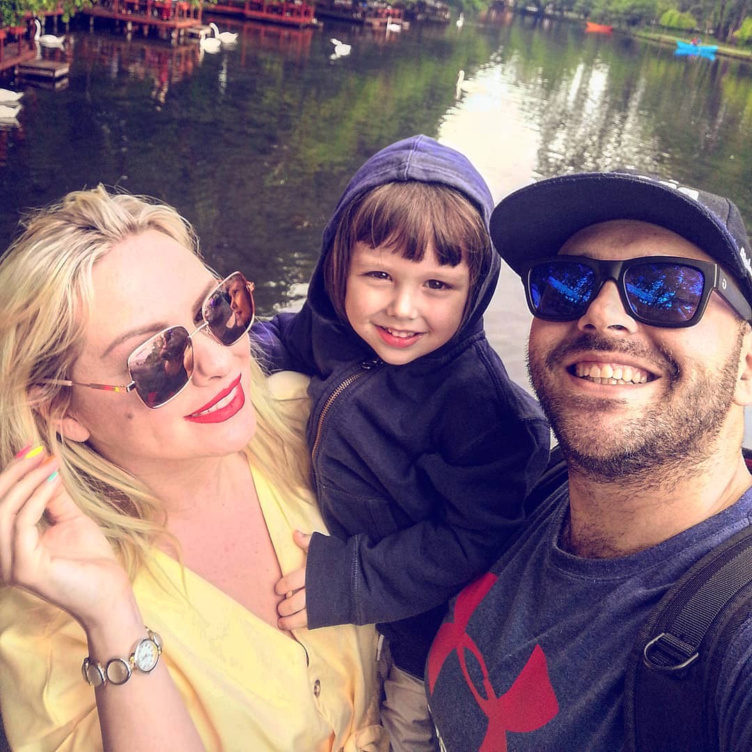 “Asgjë në këtë botë s’na ndan”, dedikimi i ëmbël i Vesës për Big Bastën në 4-vjetorin e martesës