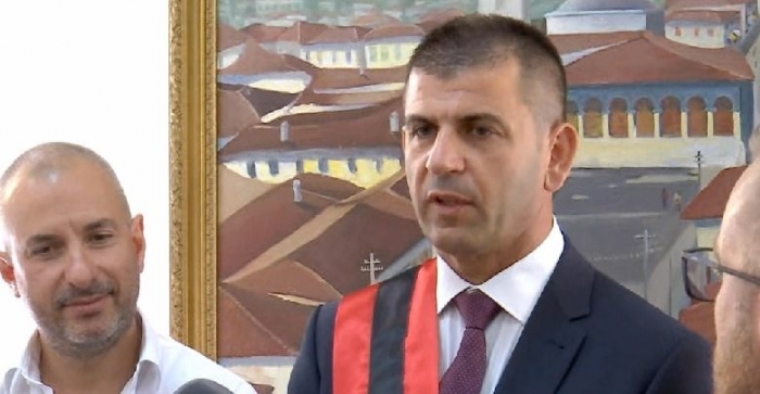 Akuzat për arrestim në Janinë dhe ndryshim të emrit, Agim Kajmaku vihet nën hetim