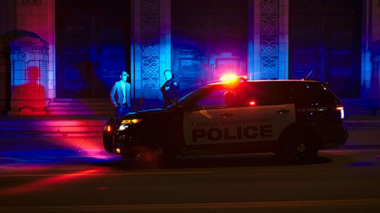 Breshëri plumbash pranë një lokali, 4 të vdekur dhe 5 të plagosur