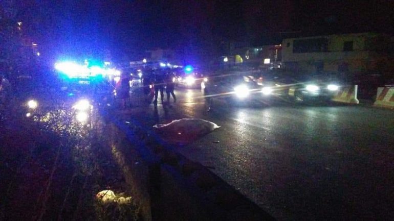 Si ndodhi aksidenti i frikshëm me 2 të vdekur, “Benz-i” goditi karrocën dhe “fluturoi” në krahun tjetër