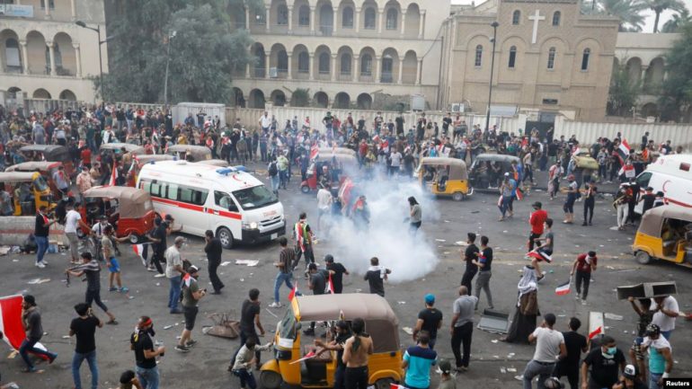 Protesta të përgjakshme në Irak, shkon në 42 numri i personave të vrarë