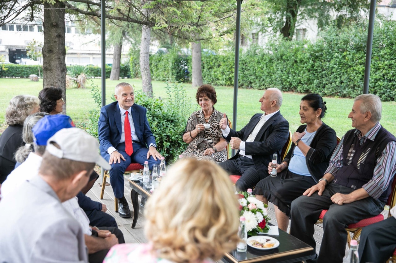 Dita Ndërkombëtare e të Moshuarve, Meta: Më shumë kujdes dhe dashuri