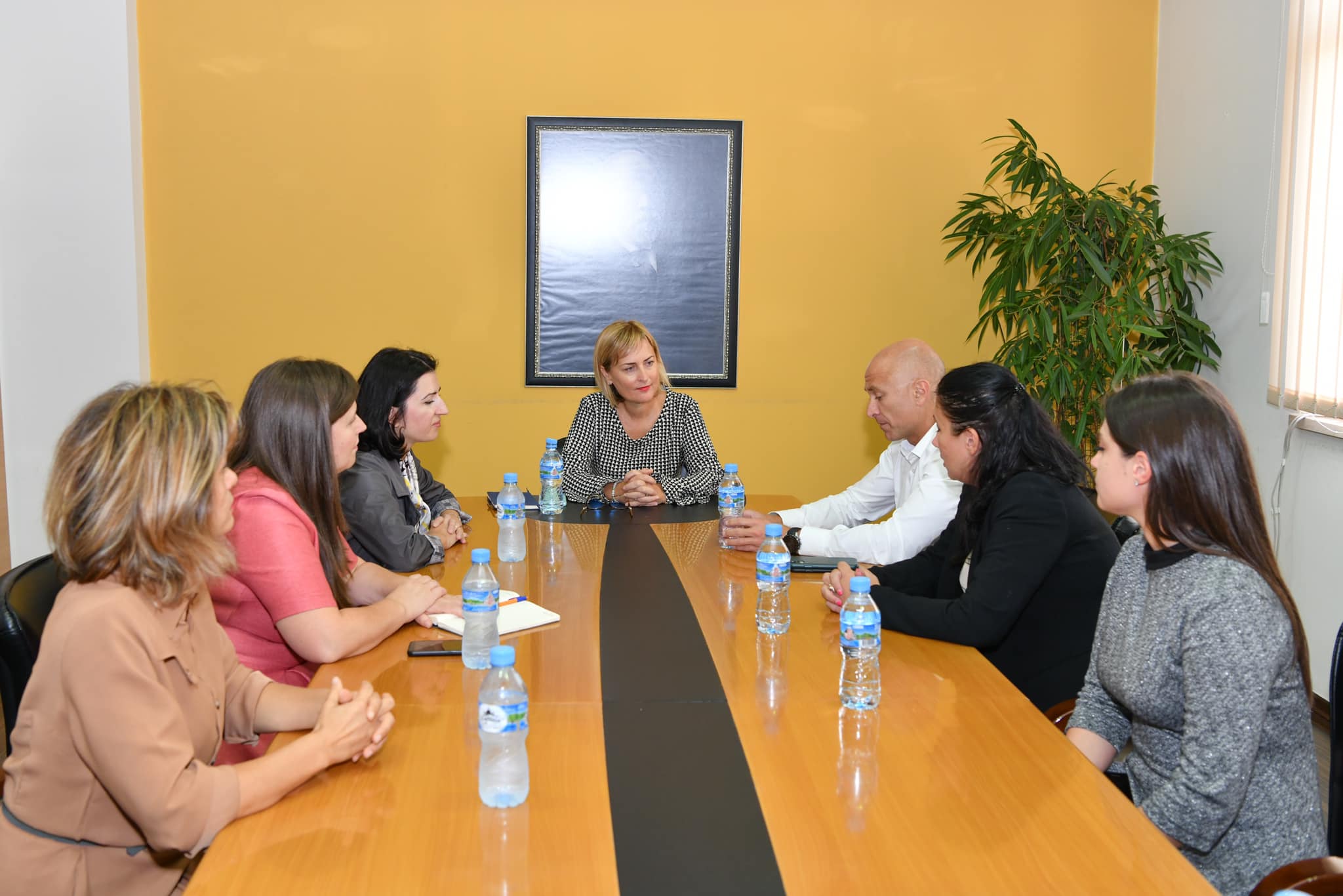 Tërmeti i 21 shtatorit/  Vodafone dhuron 50.000 € për rehabilitimin e 3 shkollave në Durrës